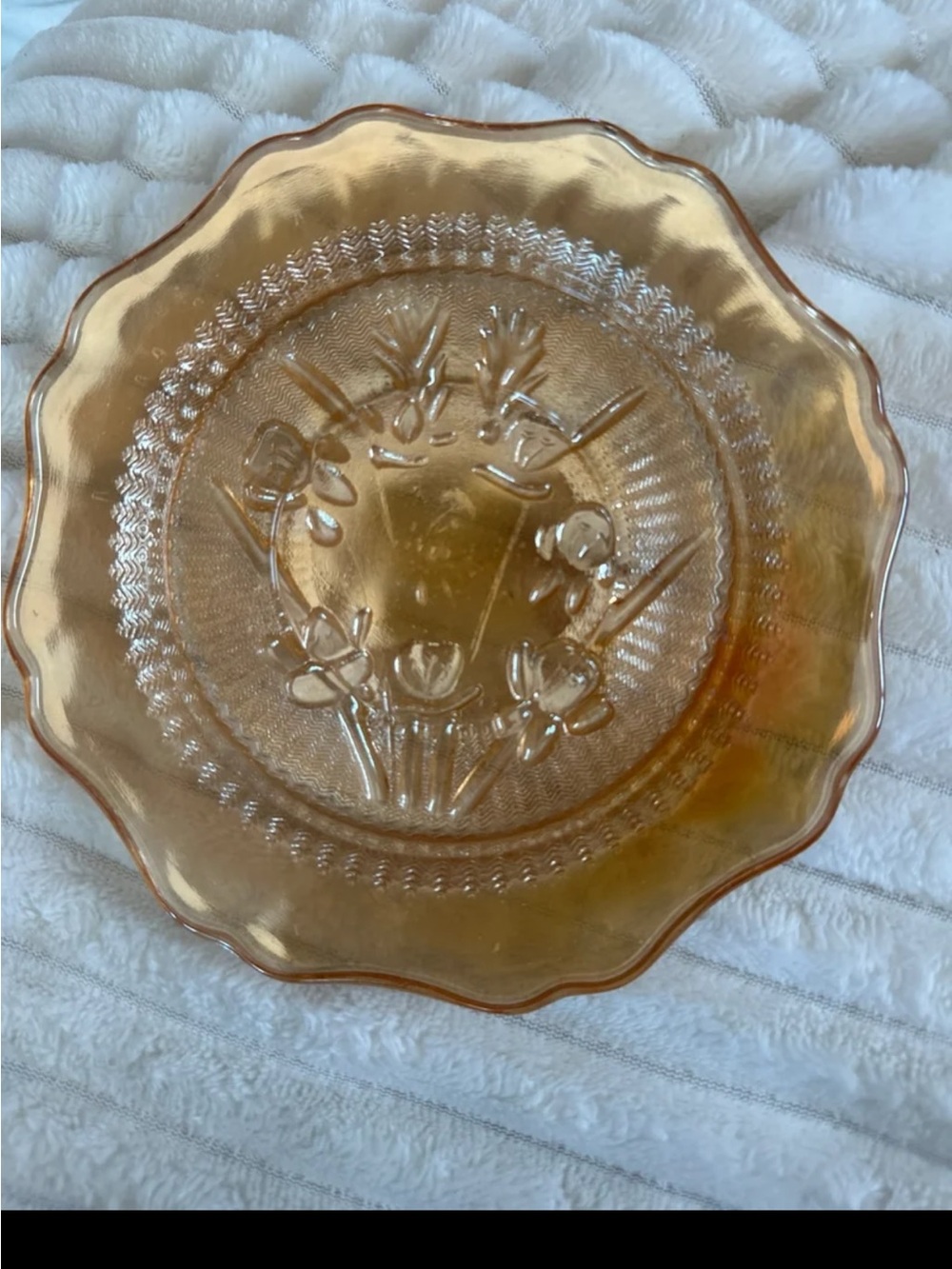 Vintage Jeanette Carnival 
Glass saucer, Plate - dinnerware